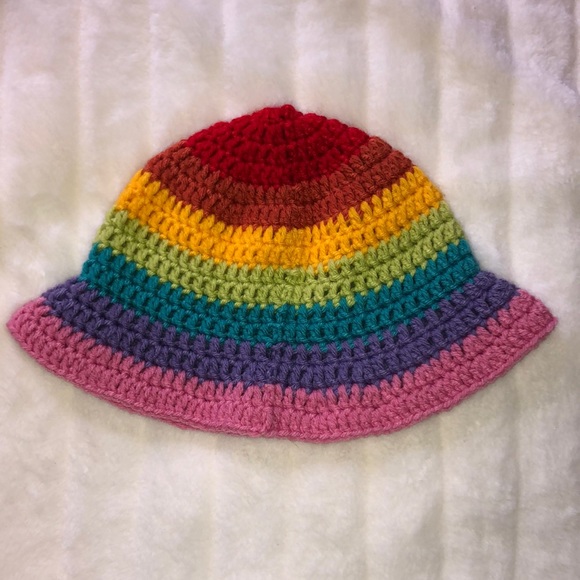 Handmade crochet pride bucket hat - Picture 2 of 3